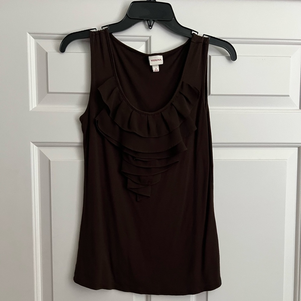 Fancy brown sleeveless top with ruffle - size S